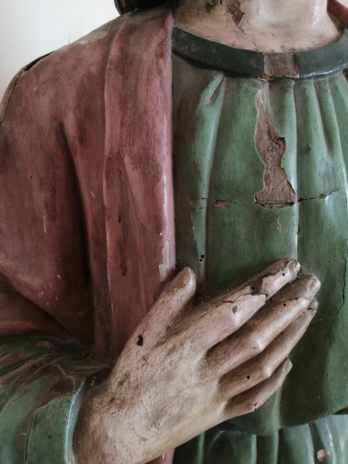 Sculpture restaurée par Émilie Merveilleux — 2